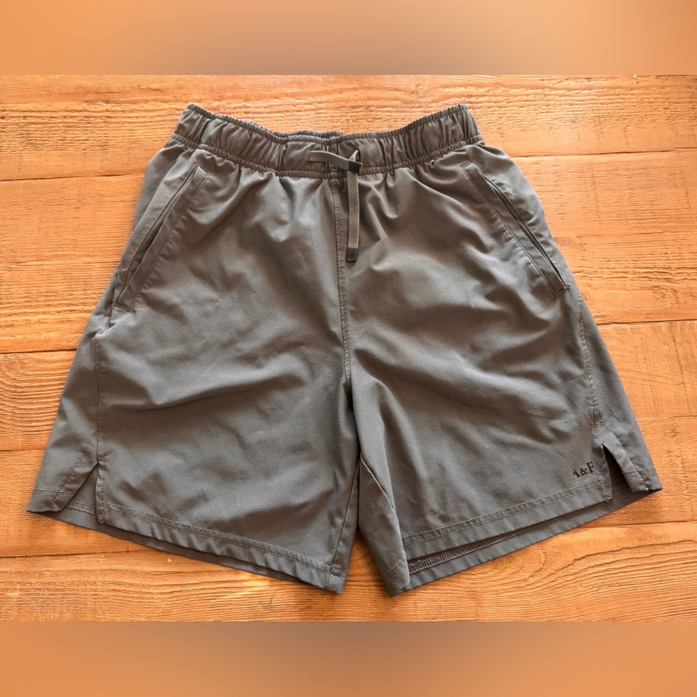Abercrombie kids boys Gray Athletic Shorts